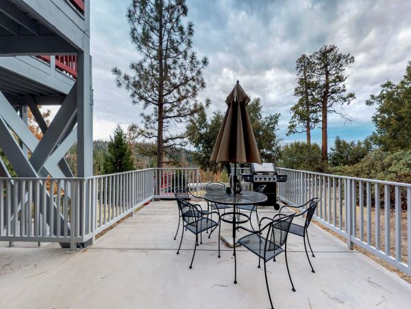 Yosemite Area Home 984582