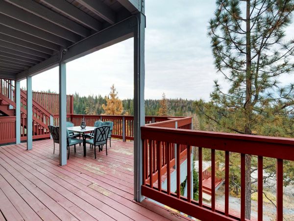 Yosemite Area Home 984582