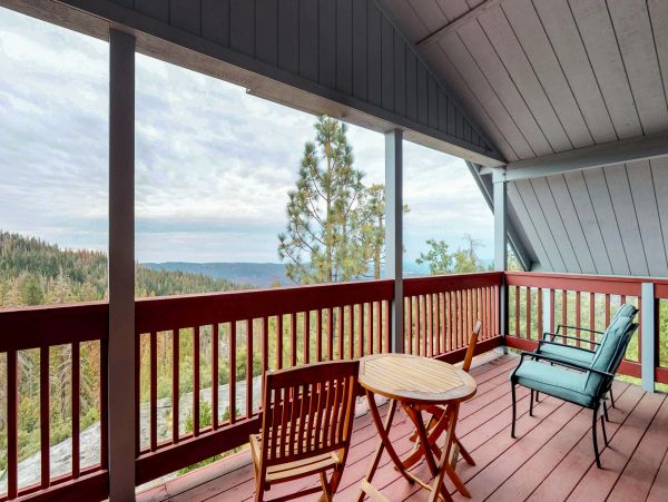 Yosemite Area Home 984582