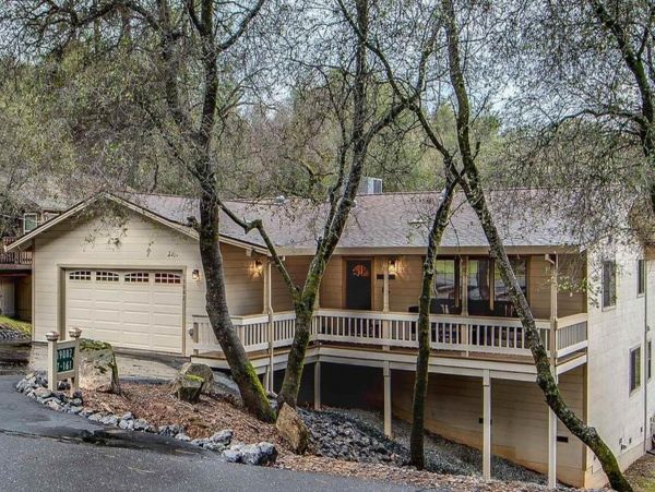 Yosemite Area Home 984584