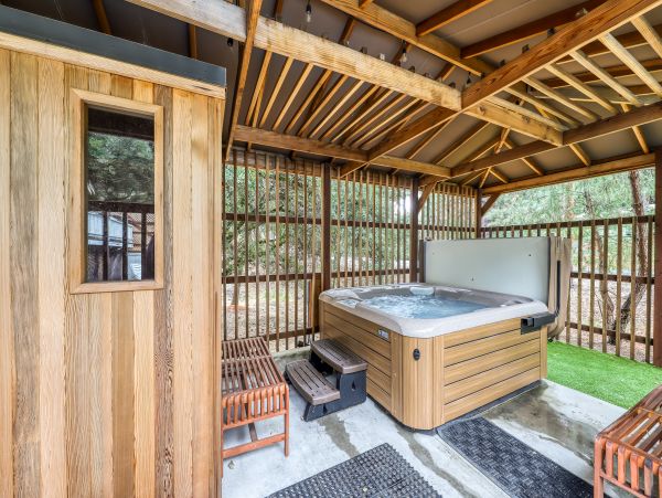 Yosemite Area Home 984585