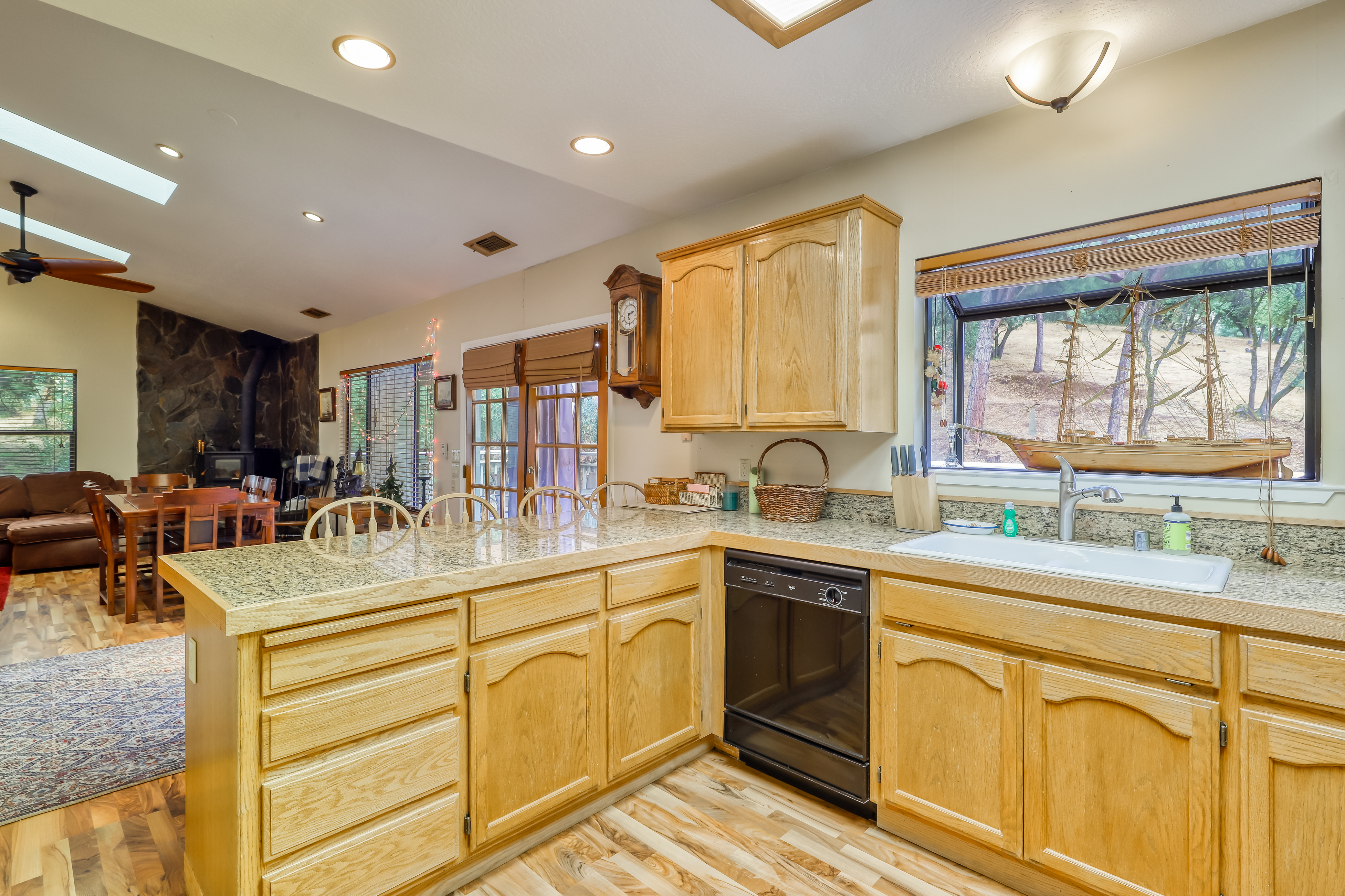 Yosemite Area Home 984585