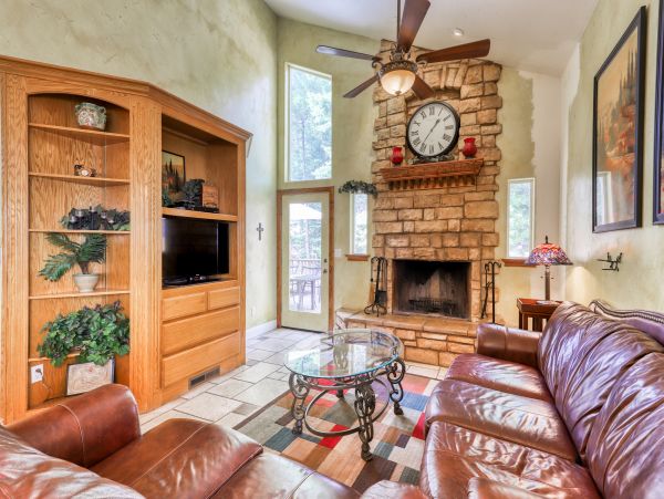 Yosemite Area Home 984586