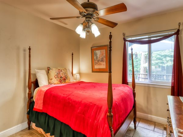 Yosemite Area Home 984586