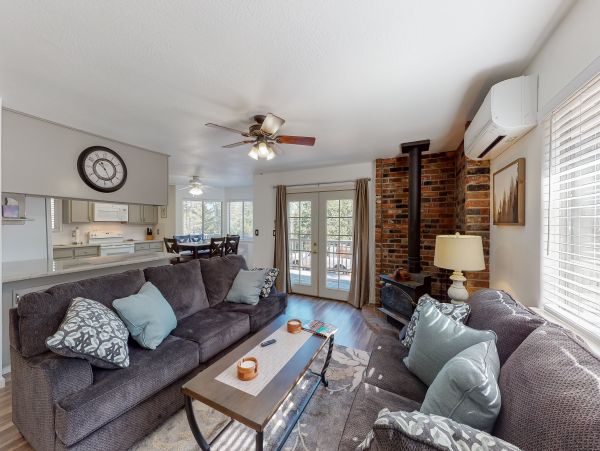 Yosemite Area Home 984587