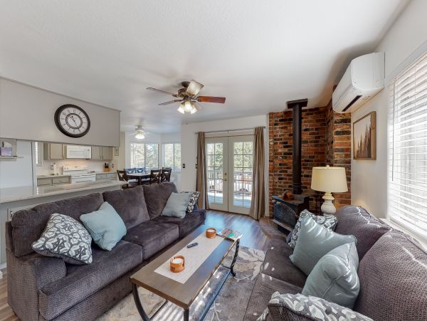 Yosemite Area Home 984587