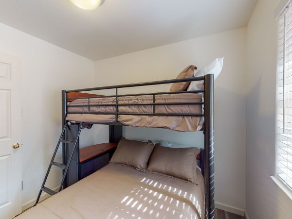Yosemite Area Home 984587