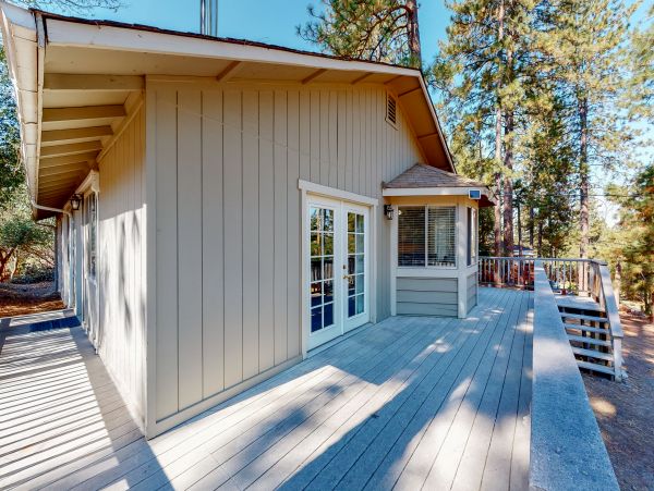 Yosemite Area Home 984587