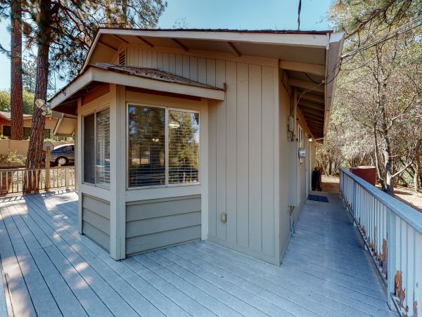 Yosemite Area Home 984587