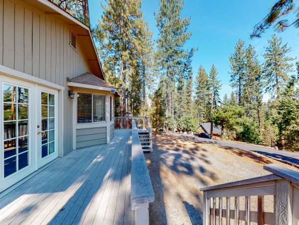 Yosemite Area Home 984587
