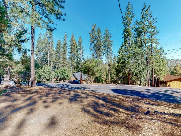 Yosemite Area Home 984587