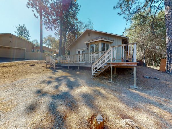 Yosemite Area Home 984587