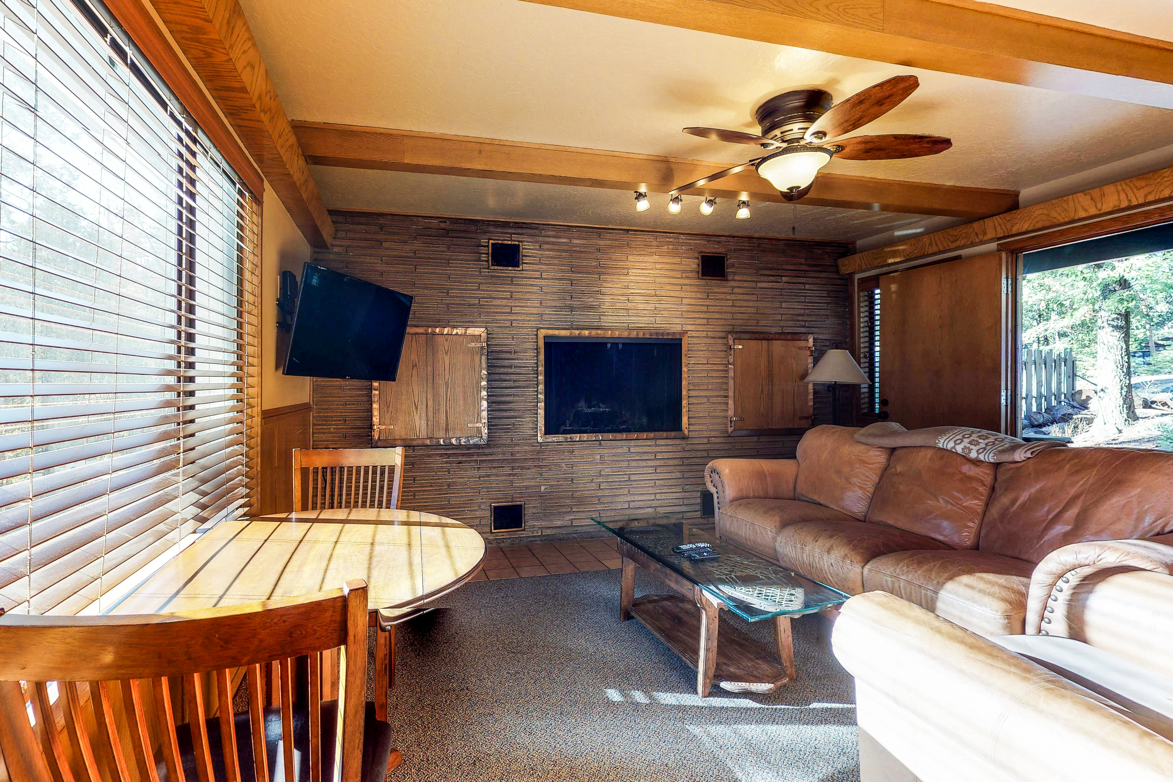 Yosemite Area Home 984591