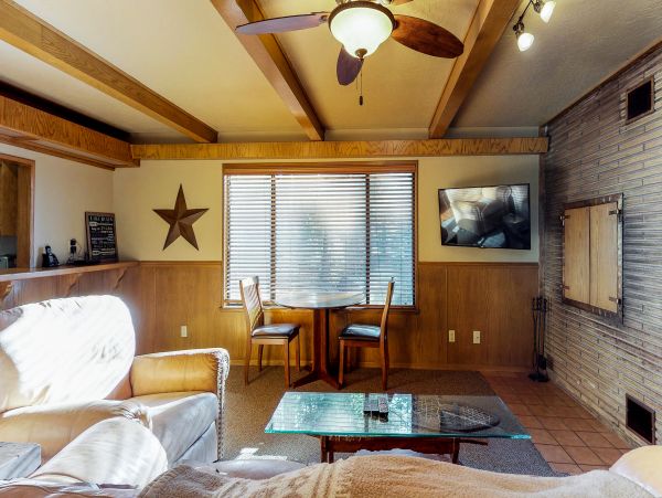 Yosemite Area Home 984591