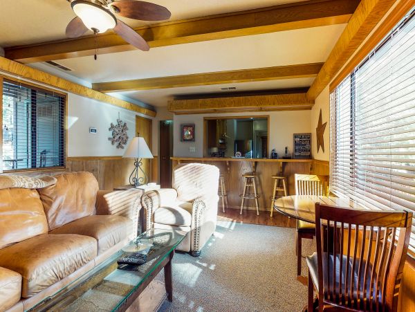 Yosemite Area Home 984591