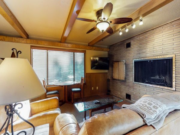 Yosemite Area Home 984591