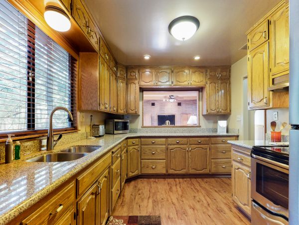 Yosemite Area Home 984591