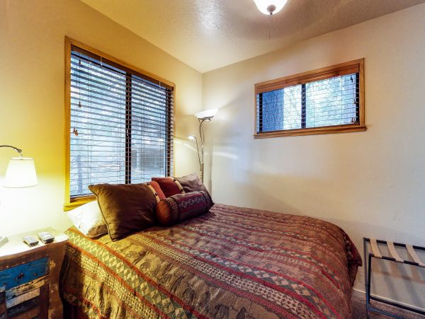 Yosemite Area Home 984591