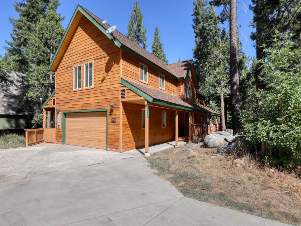 Yosemite Area Home 984592