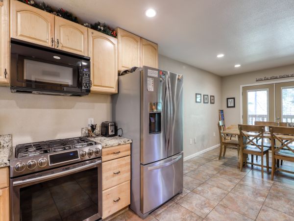 Yosemite Area Home 984592