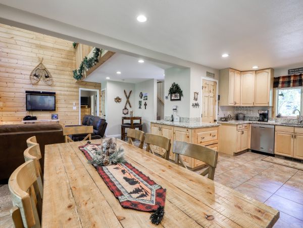 Yosemite Area Home 984592