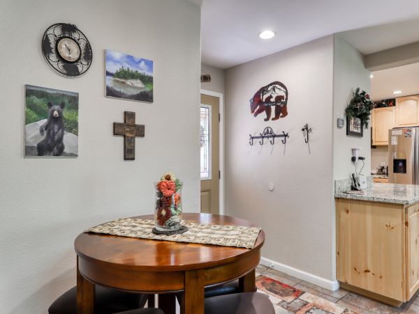 Yosemite Area Home 984592