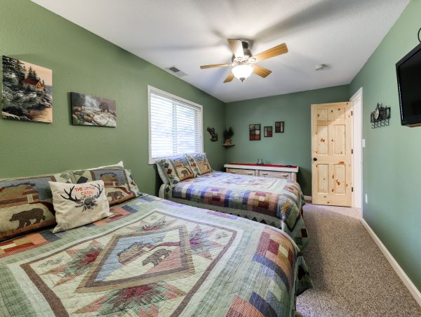Yosemite Area Home 984592