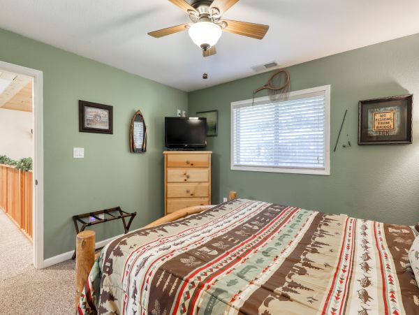 Yosemite Area Home 984592
