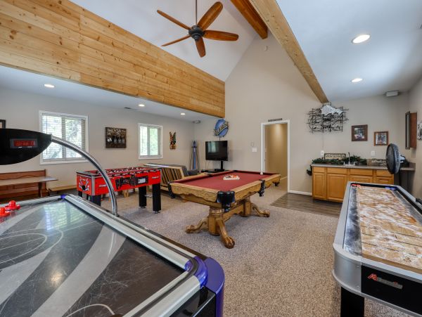 Yosemite Area Home 984592