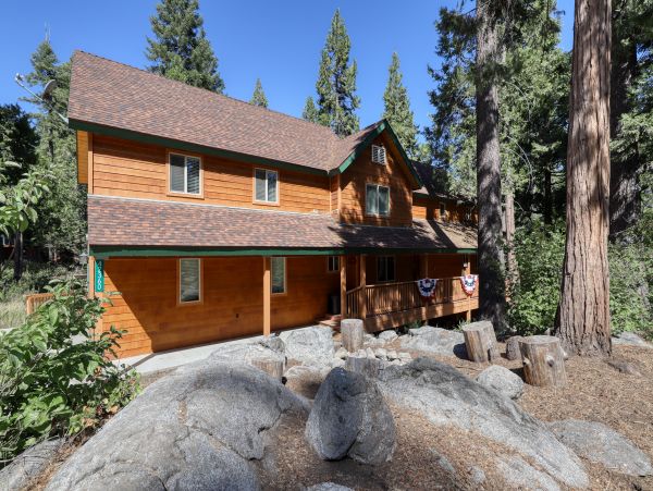 Yosemite Area Home 984592