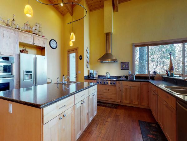 Yosemite Area Home 984593