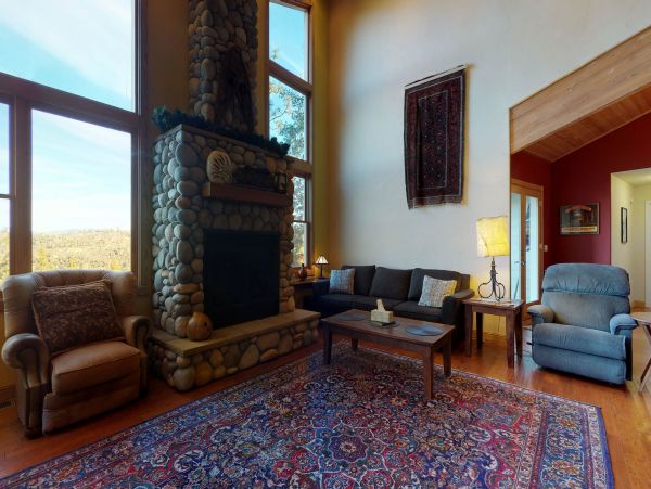 Yosemite Area Home 984593