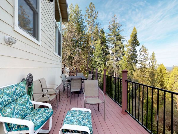 Yosemite Area Home 984593