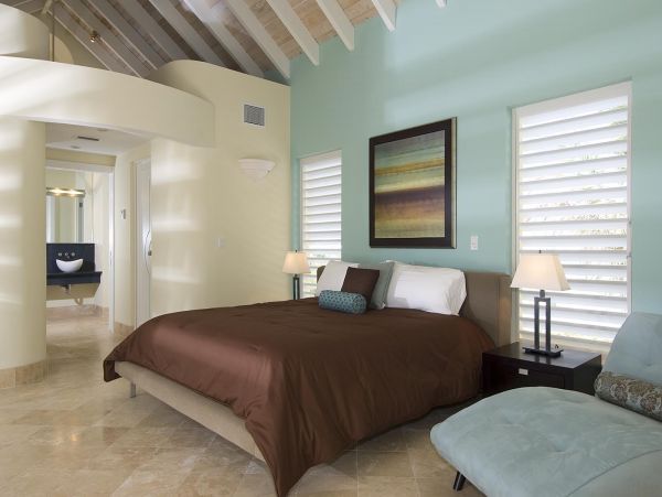 Steps to Beach Turks and Caicos Vacation Home + Guest House