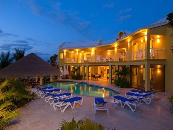 Steps to Beach Turks and Caicos Vacation Home + Guest House