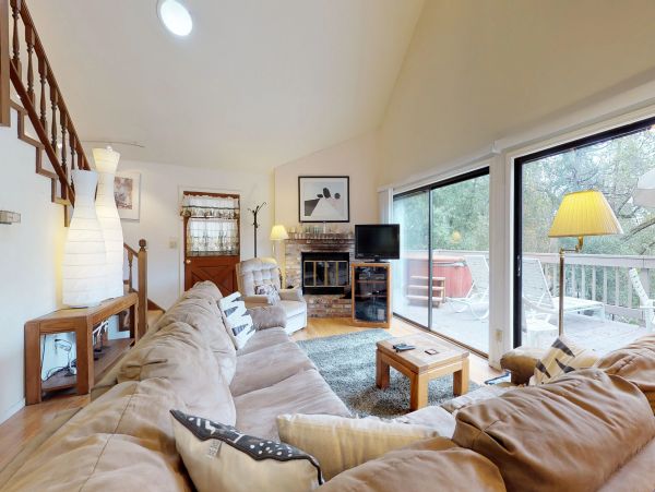 Yosemite Area Home 984595