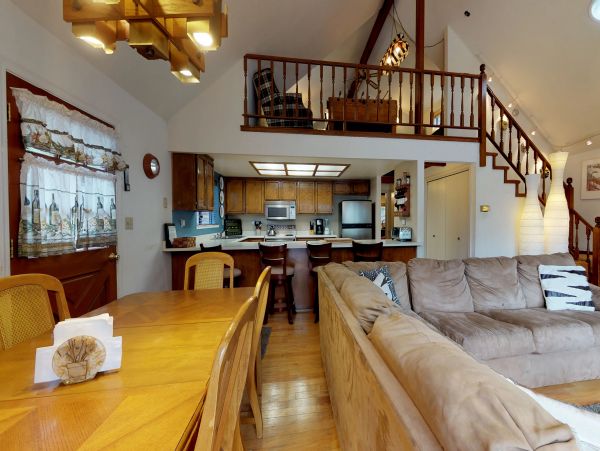 Yosemite Area Home 984595