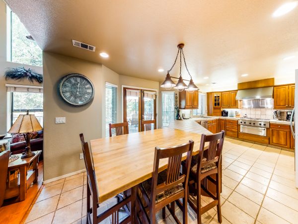 Yosemite Area Home 984596