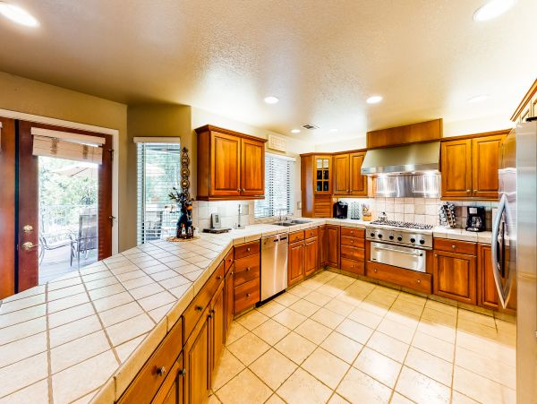 Yosemite Area Home 984596