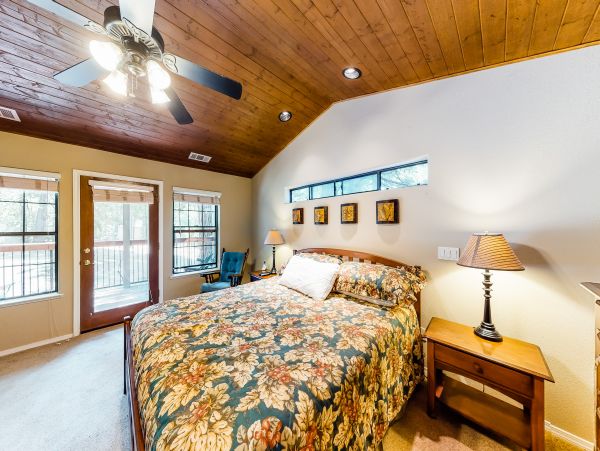 Yosemite Area Home 984596