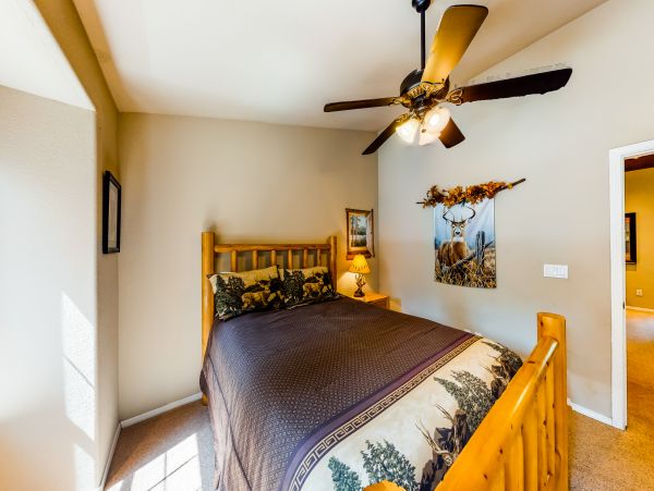 Yosemite Area Home 984596
