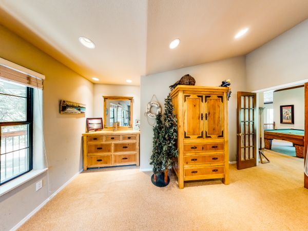 Yosemite Area Home 984596