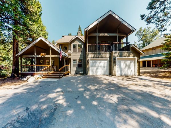 Yosemite Area Home 984596