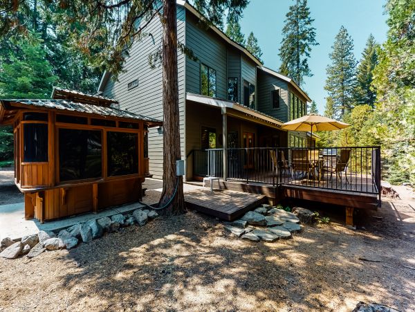 Yosemite Area Home 984596