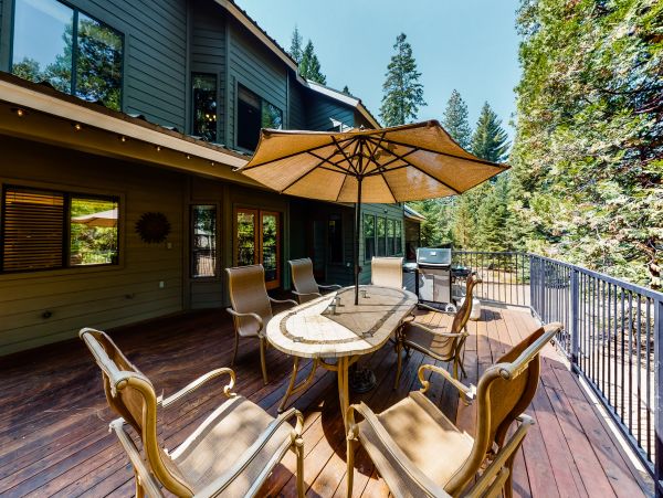 Yosemite Area Home 984596