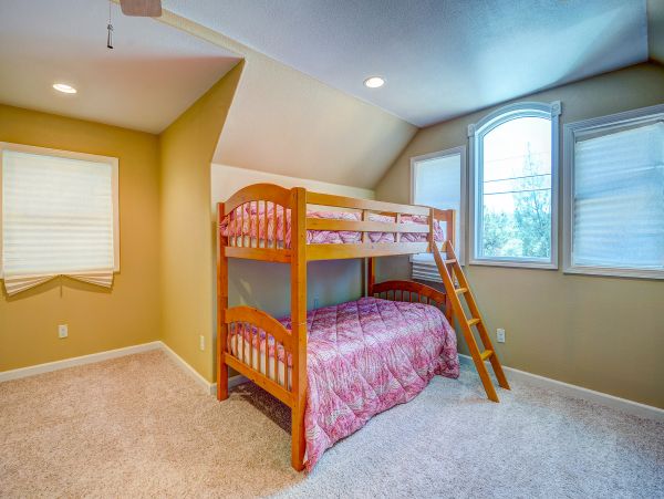 Yosemite Area Home 984597