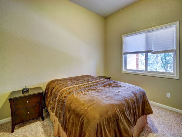 Yosemite Area Home 984597
