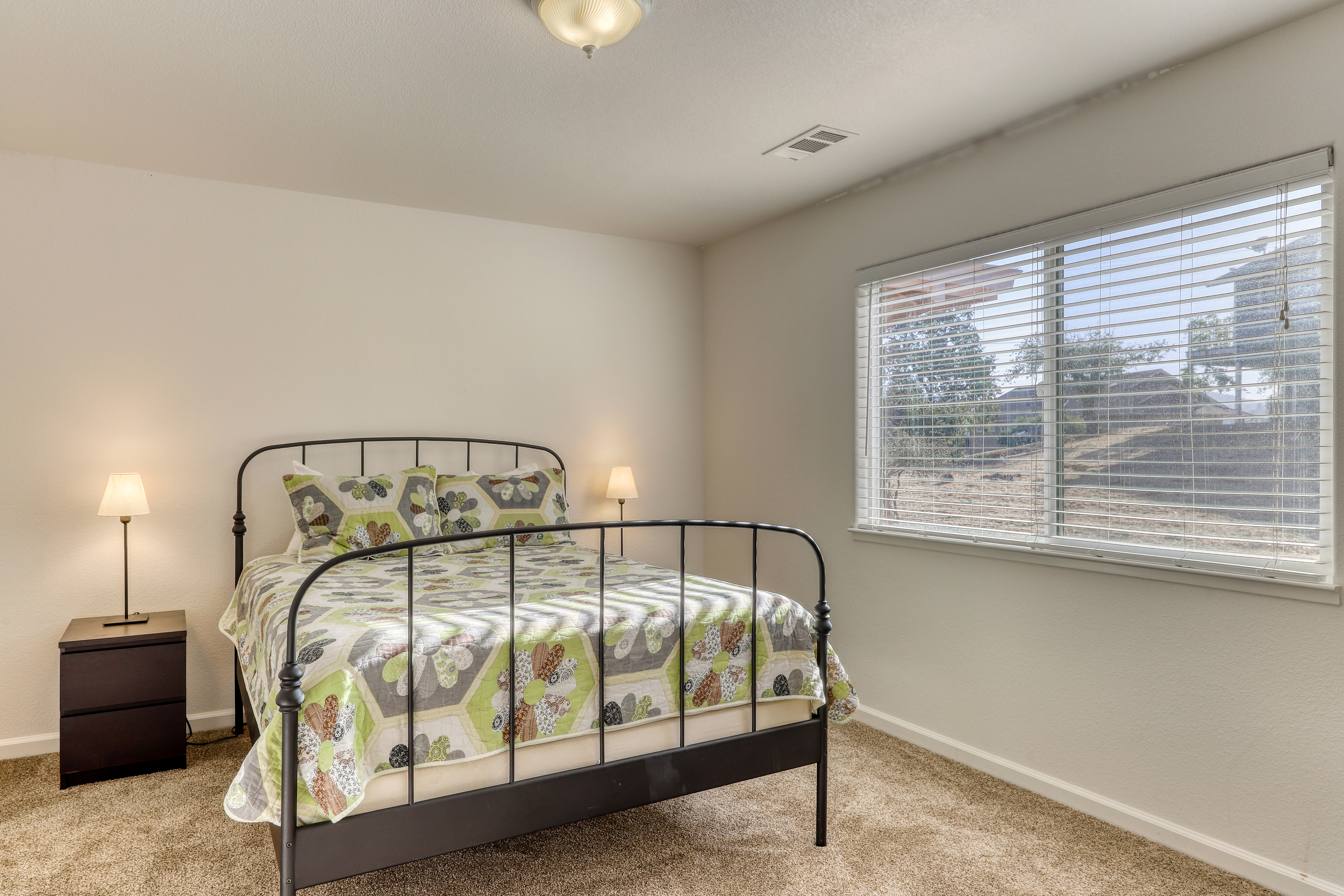 Yosemite Area Home 984600