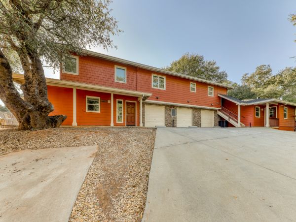 Yosemite Area Home 984600