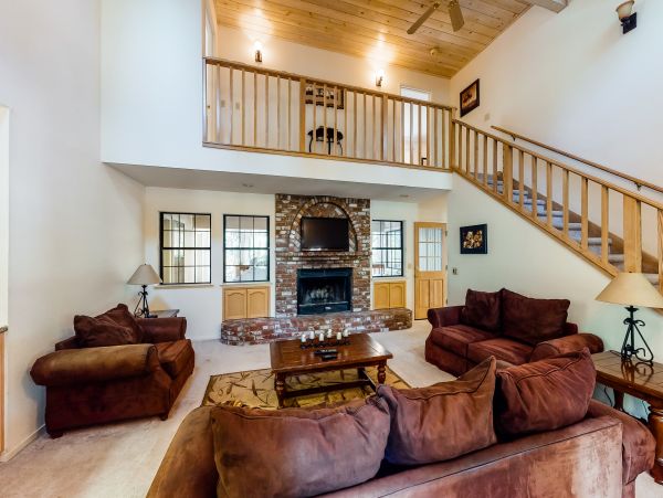 Yosemite Area Home 984602